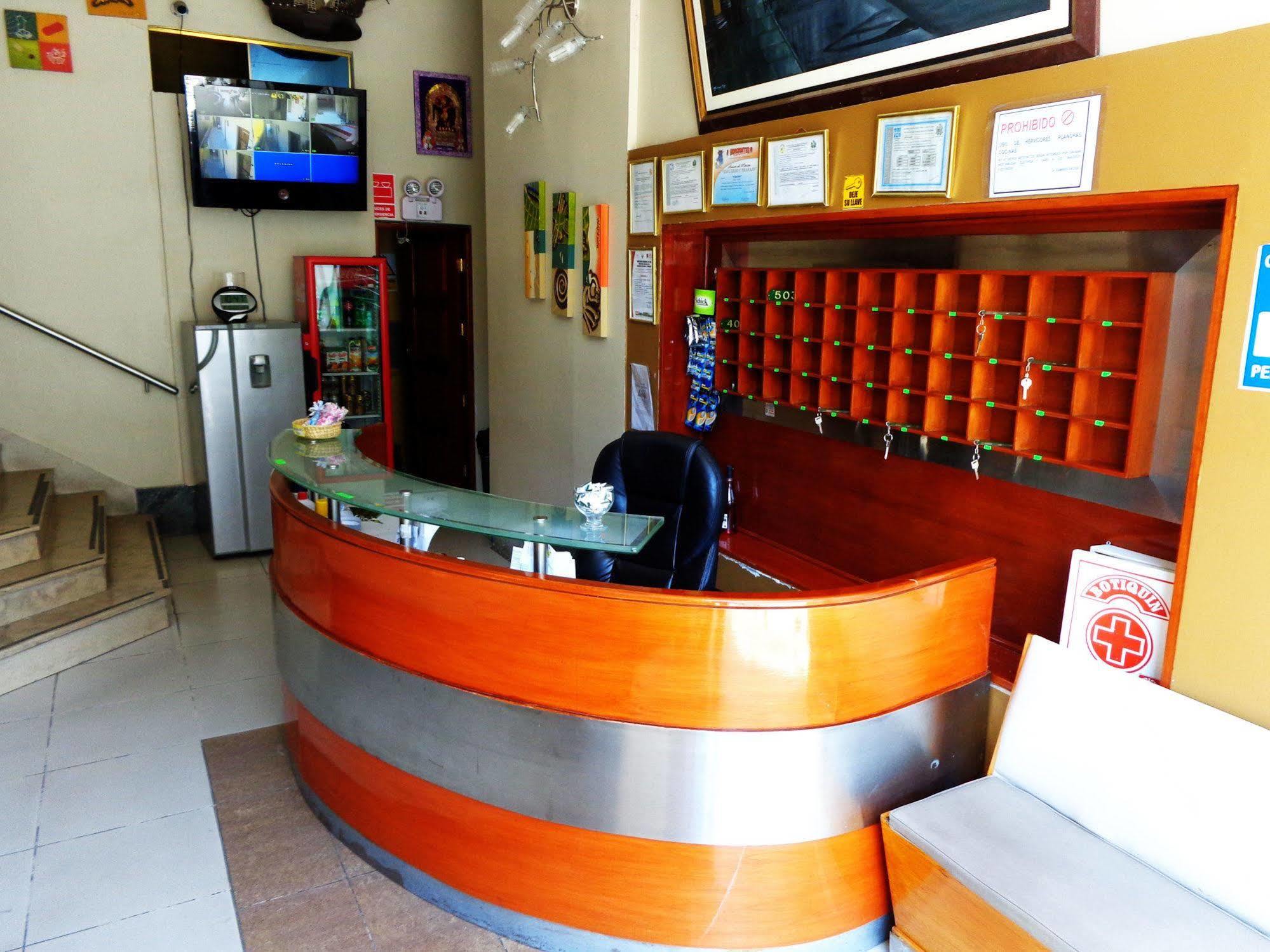 Hotel Colon Plaza Ica Exterior photo